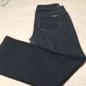 White House Black Market Black bootleg jeans 8 S